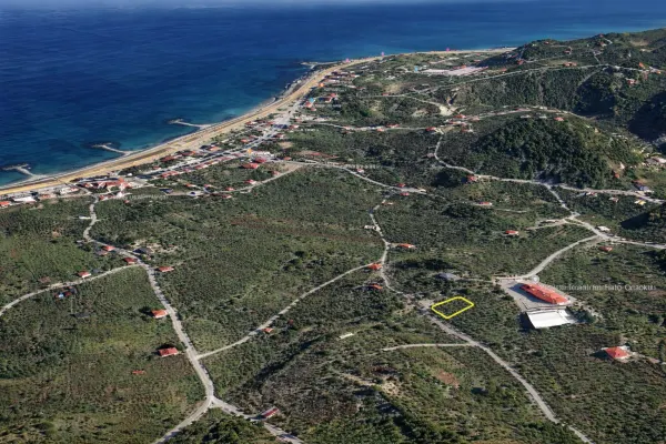 Satılık Arsa - Yeşilyalı Mahallesi, 650 m²