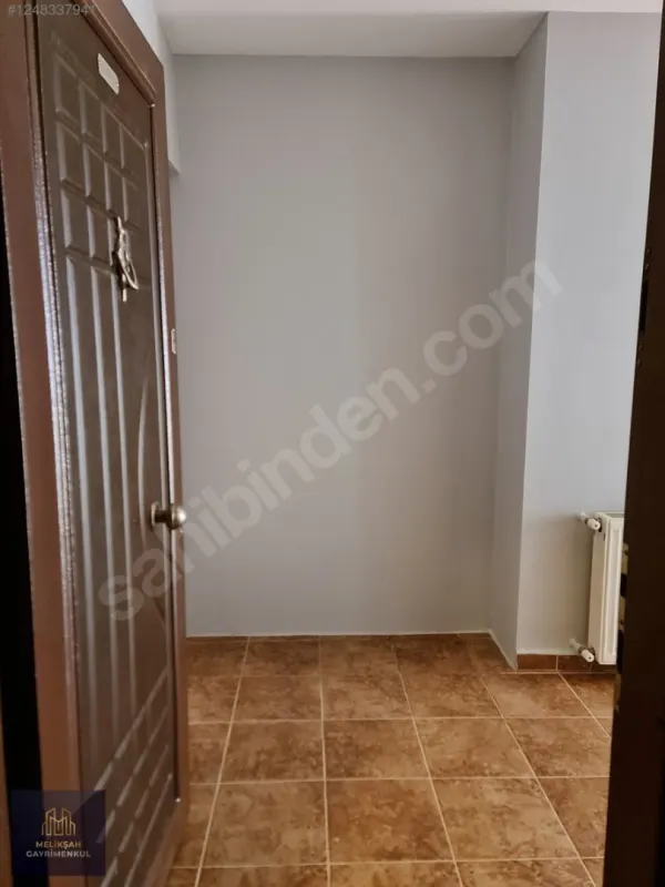 Hendek Merkezde 130m² Satılık 3+1 Daire, Kombi, Otopark — görsel 13