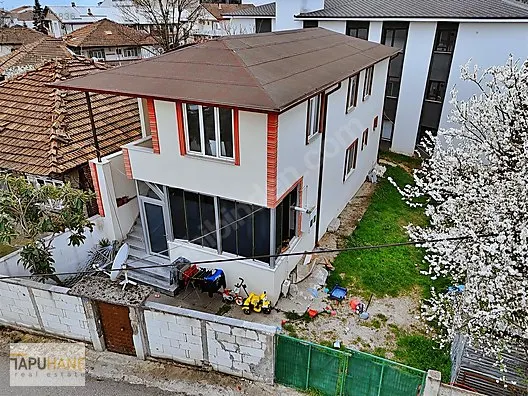 TAPUHANE'DEN SATILIK MÜSTAKİL 2 KATLI EV VE ARSASI