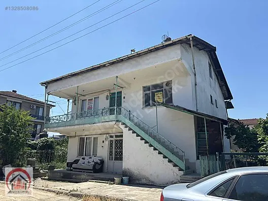 AKYAZI EMLAK'TAN HARİKA KONUMDA SATILIK MÜSTAKİL EV