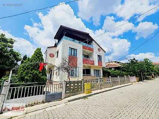 Derince'de 2 Daireli, Bahçeli, Garajlı Müstakil Ev Fırsatı